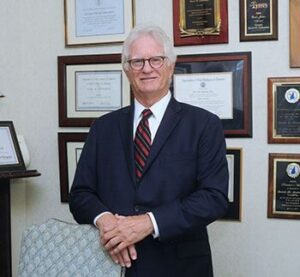 David Gottesman Lifetime Achievement Award Nashua Bar.2003201532550